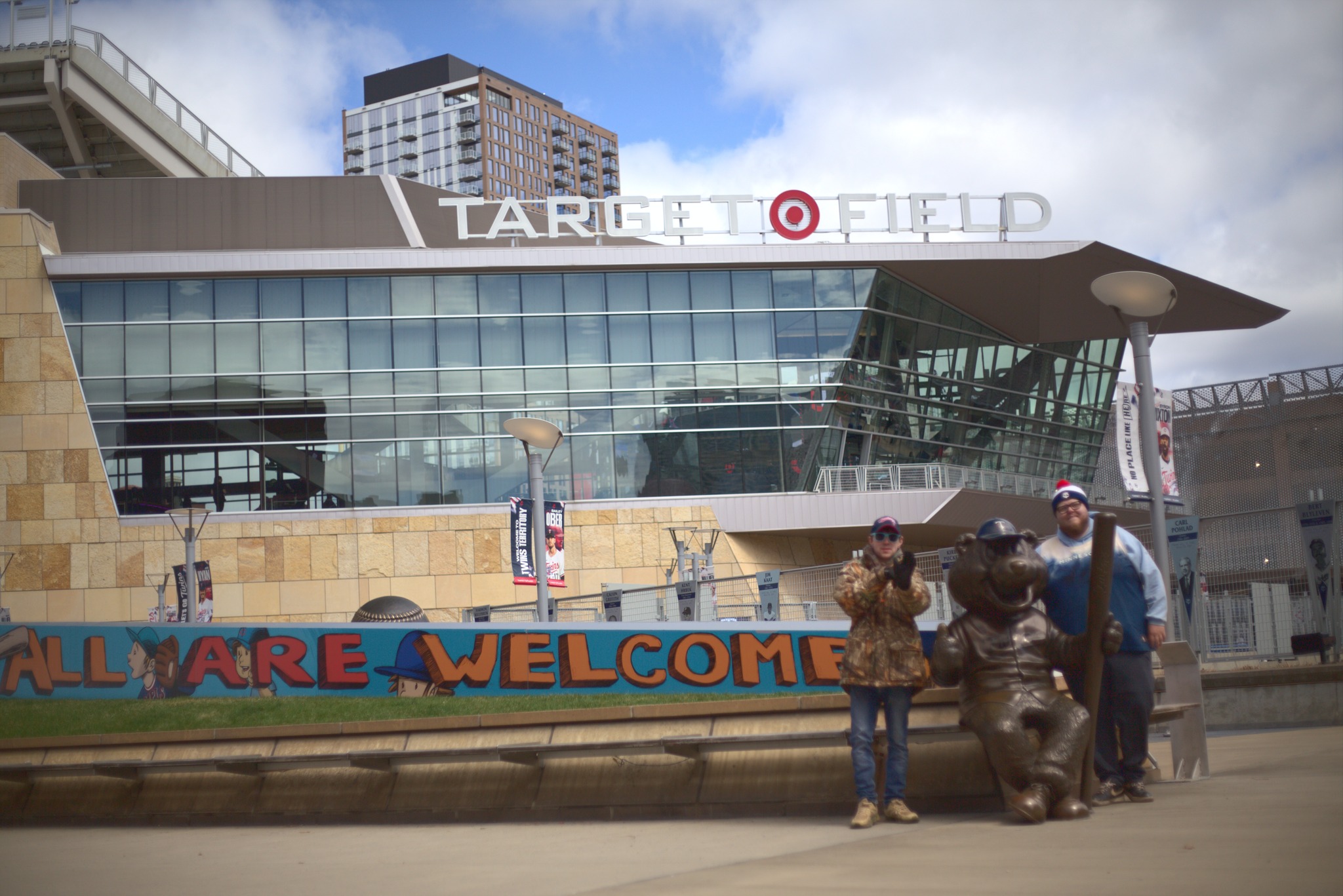Cole's Choice Foundation outing at Target Field, Minneapolis